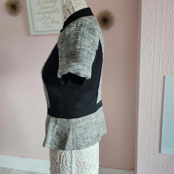 LKNW ETcetera Black white tweed short sleeve peplum blazer adorb 4 A7 - Picture 6 of 7